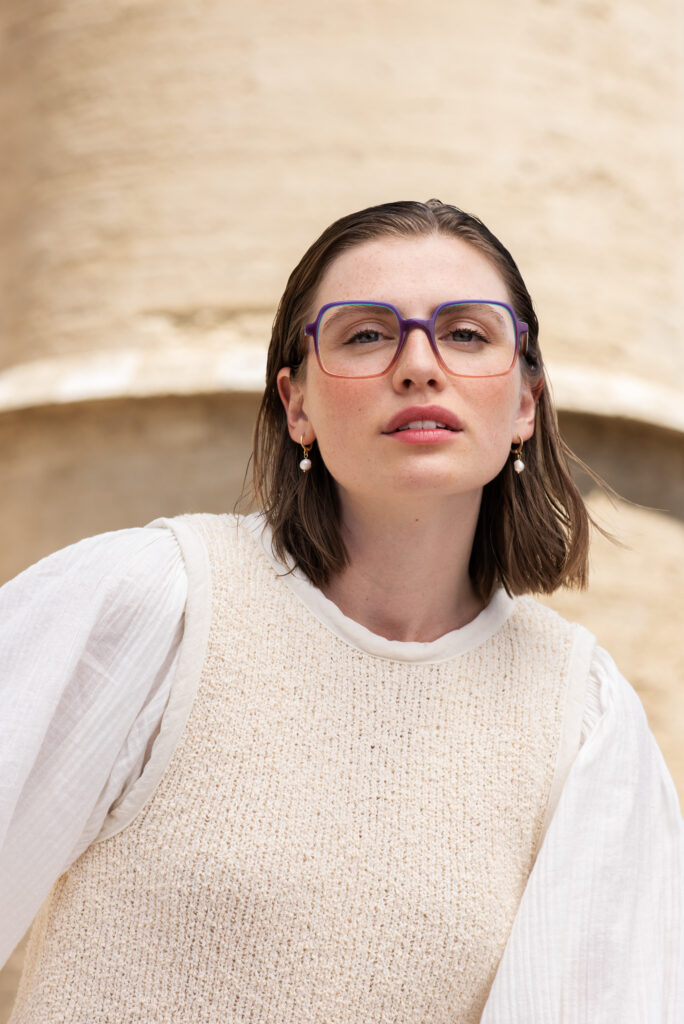 shooting photo de mode marseille pour accessoires et direction artistique Coco Studio Octika opticien france