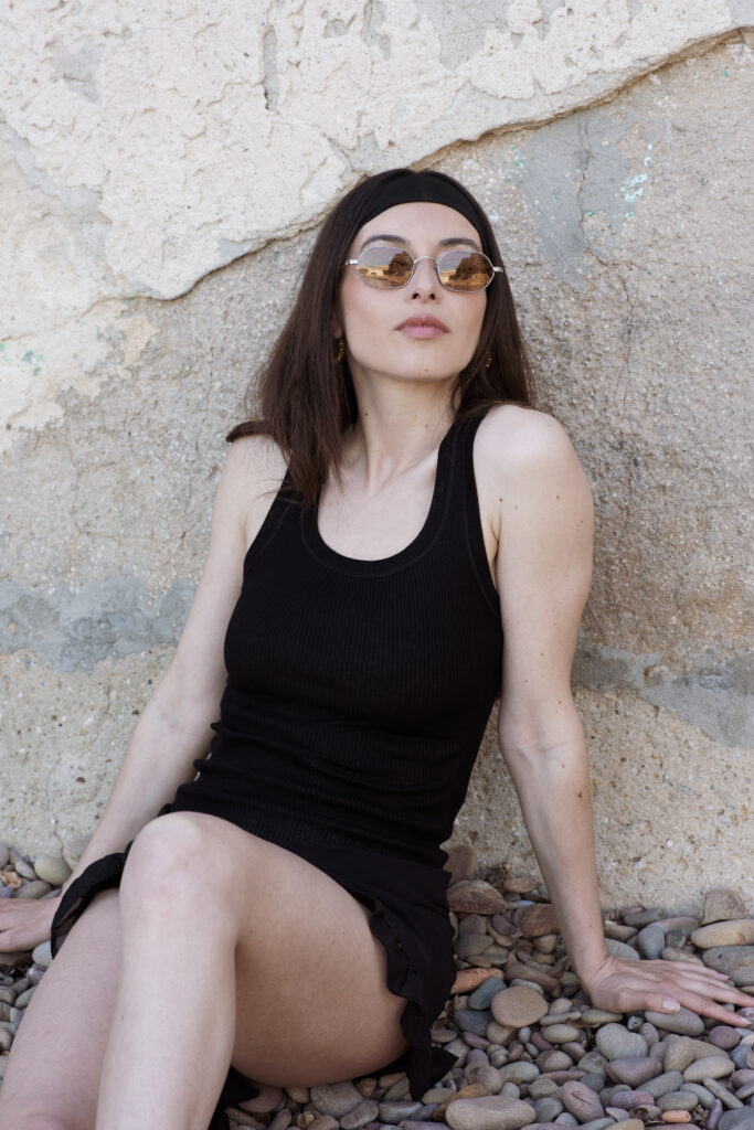 Création de contenu photo par coco studio pour campagne marque de vêtements, collection printemps / été